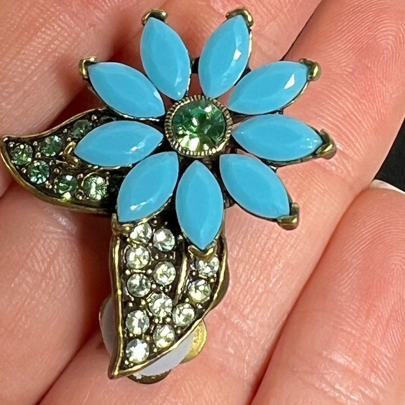 Heidi Daus Swarovski Crystal Blue Flower Clip Earrings RARE Signed Like New - Picture 8 of 11
